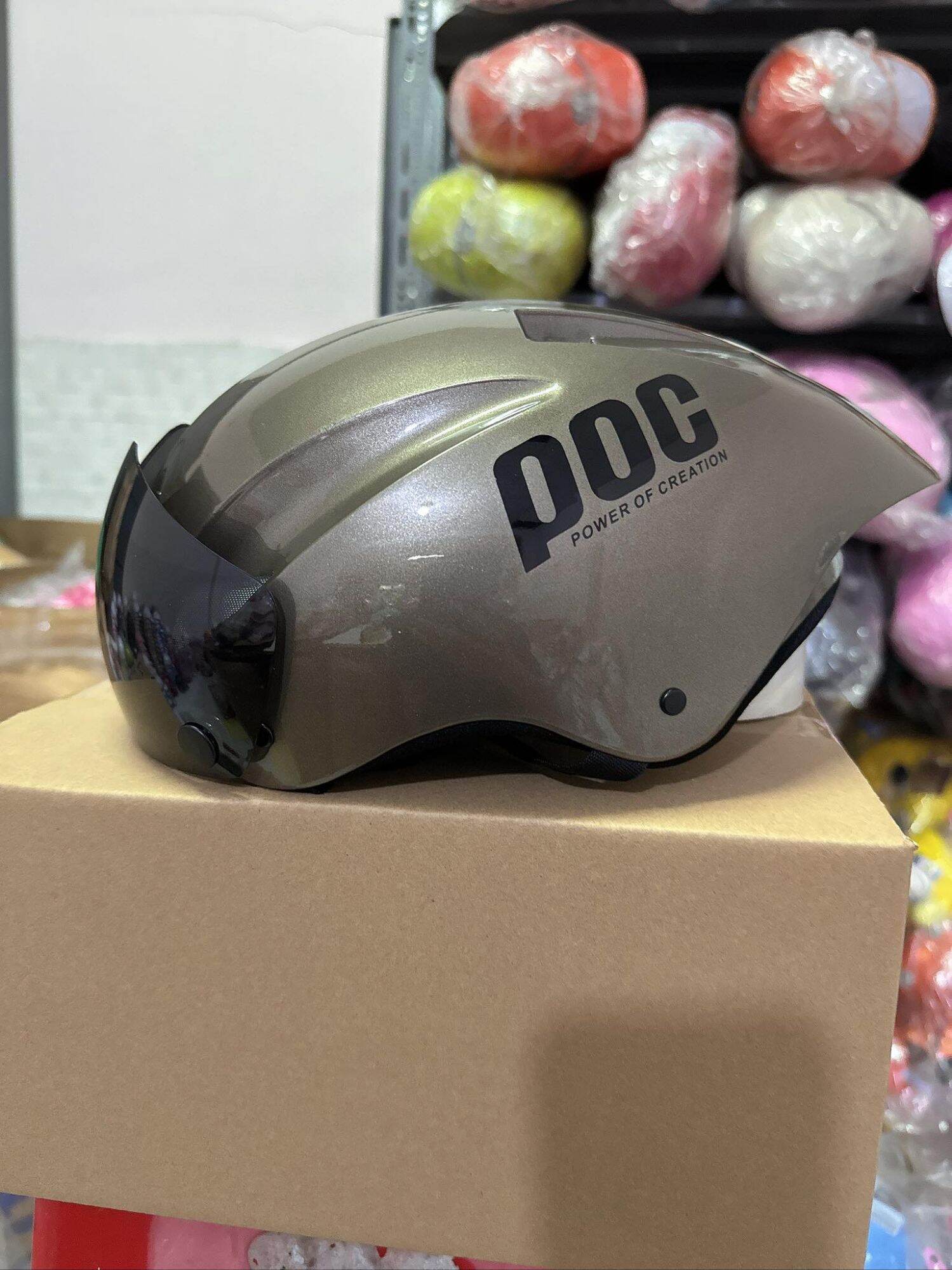Nón bảo hiểm POC đuôi nhọn ( Nón trơn lên tem )