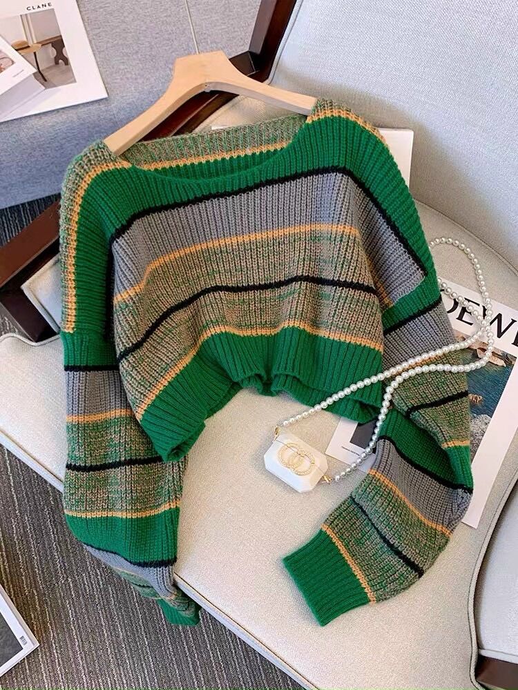 Áo len croptop sọc xanh