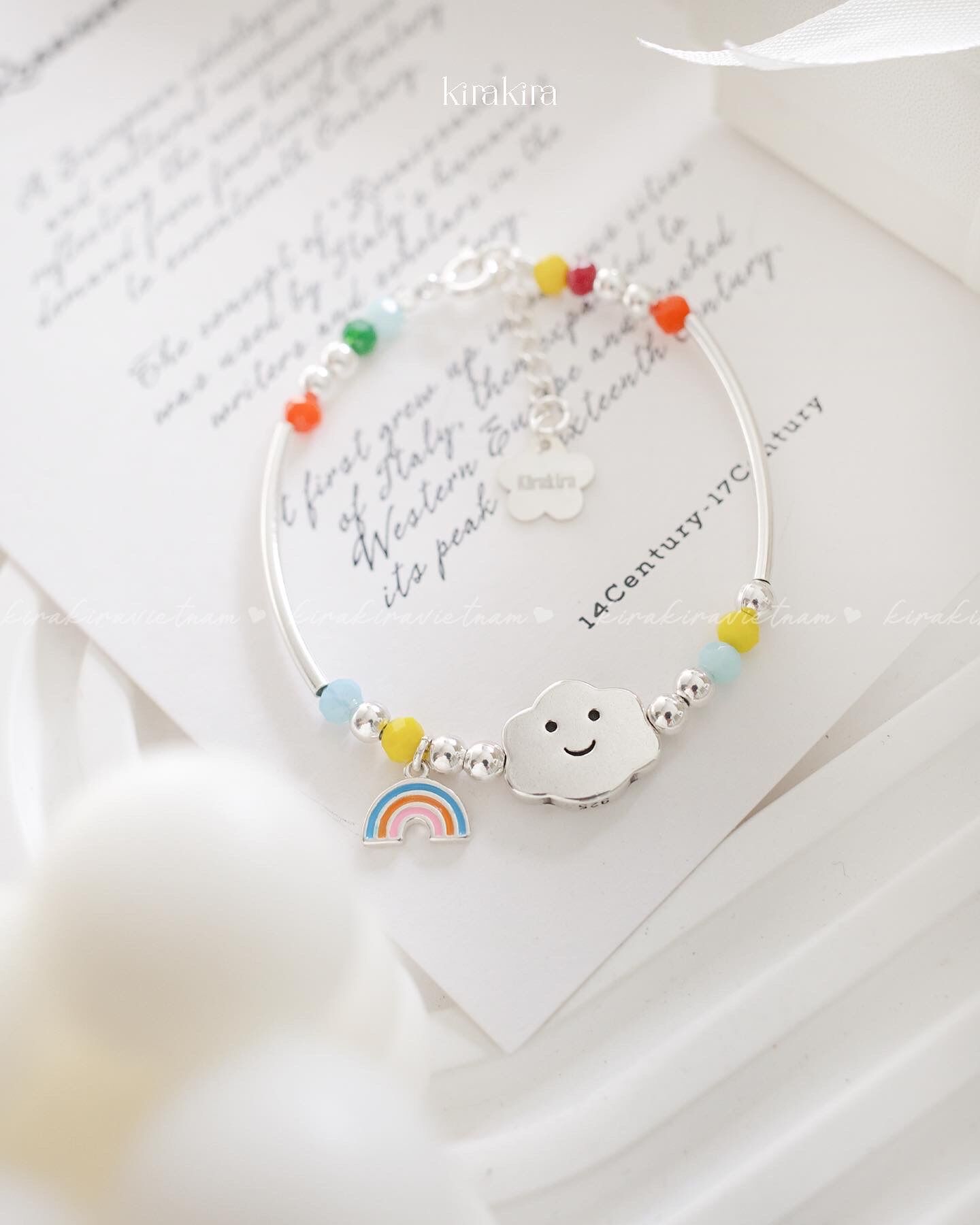Vòng tay nhiều màu sắc charm cầu vồng Rainbow