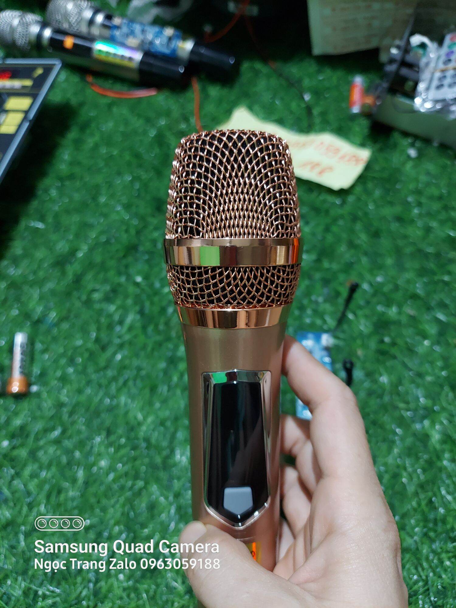 Micro sét tần số tay kim.loại cho loa kéo - giá 1 cặp