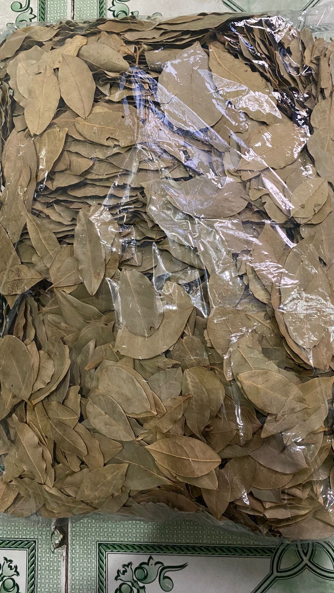 Lá nguyệt quế Ông Chà Và 500gr( Bay leaf)