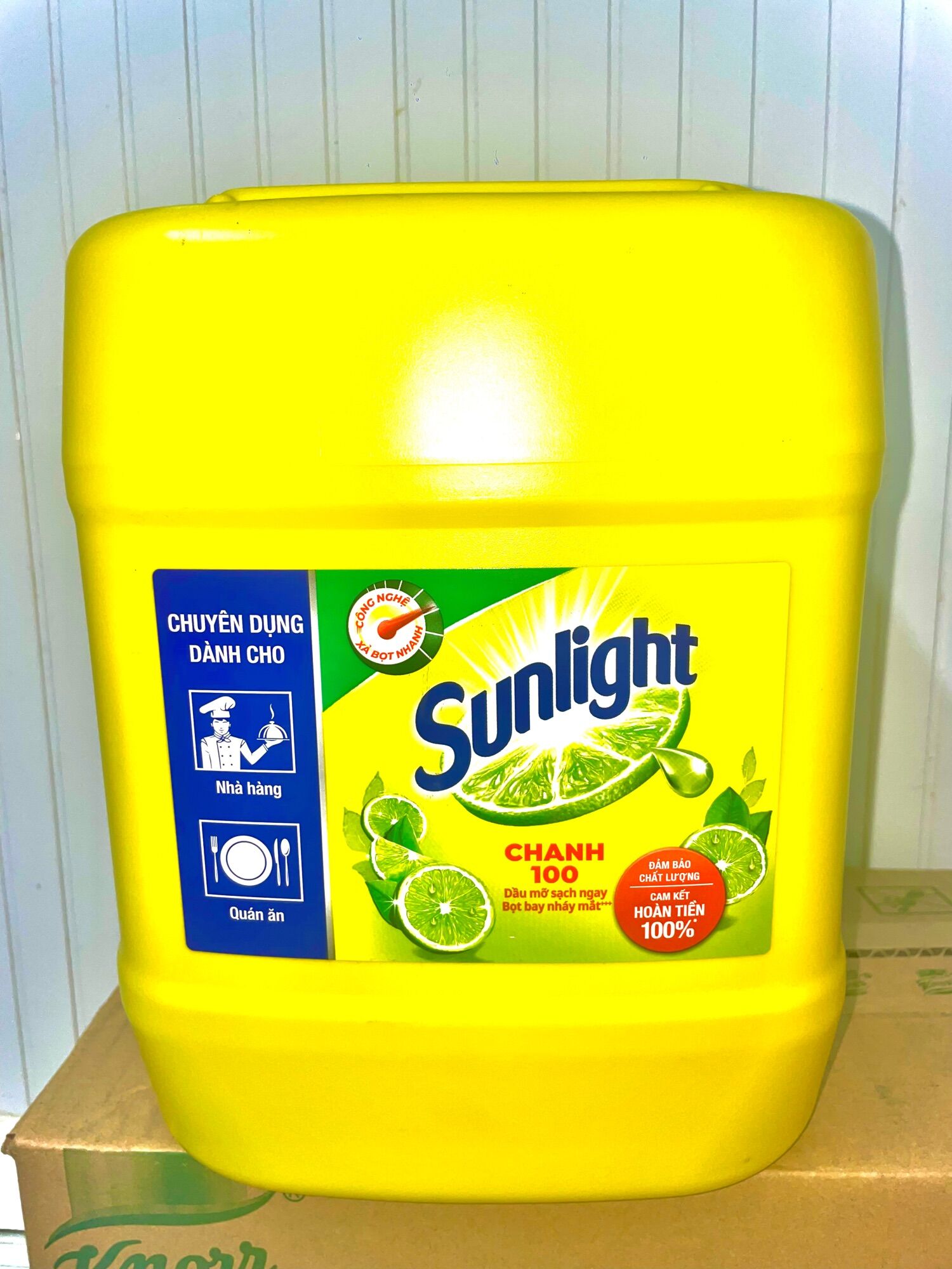 Nước Rửa Chén SUNLIGHT can nhựa lớn 9.5kg [Giá Sỉ]
