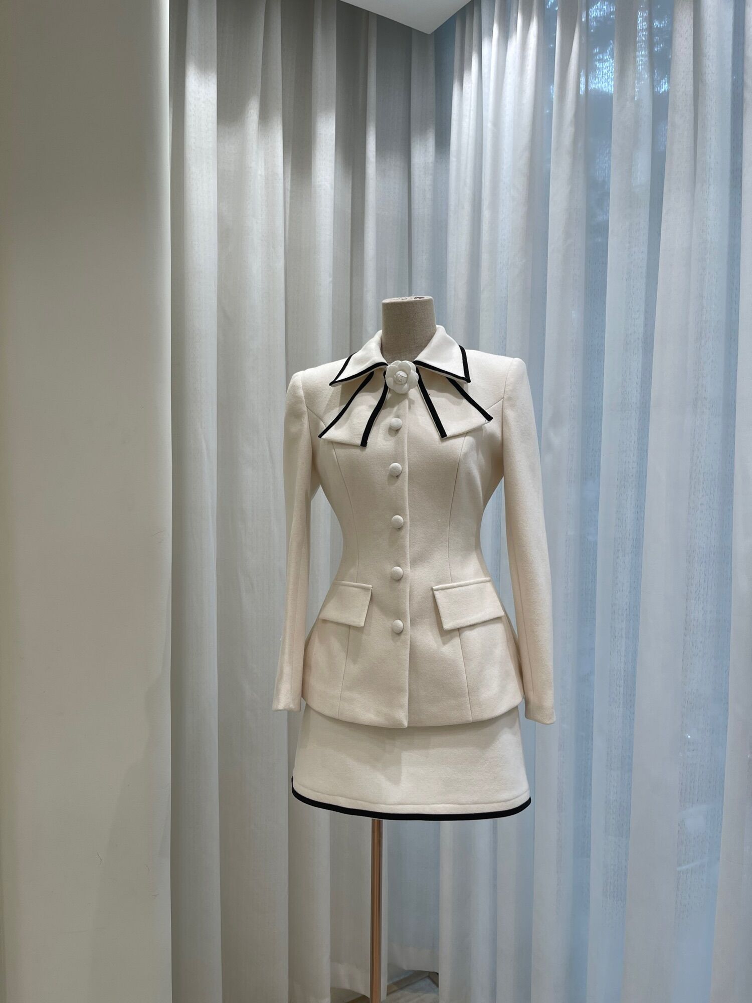 JOIE DES ROSES - Áo khoác dạ Chantel Jacket