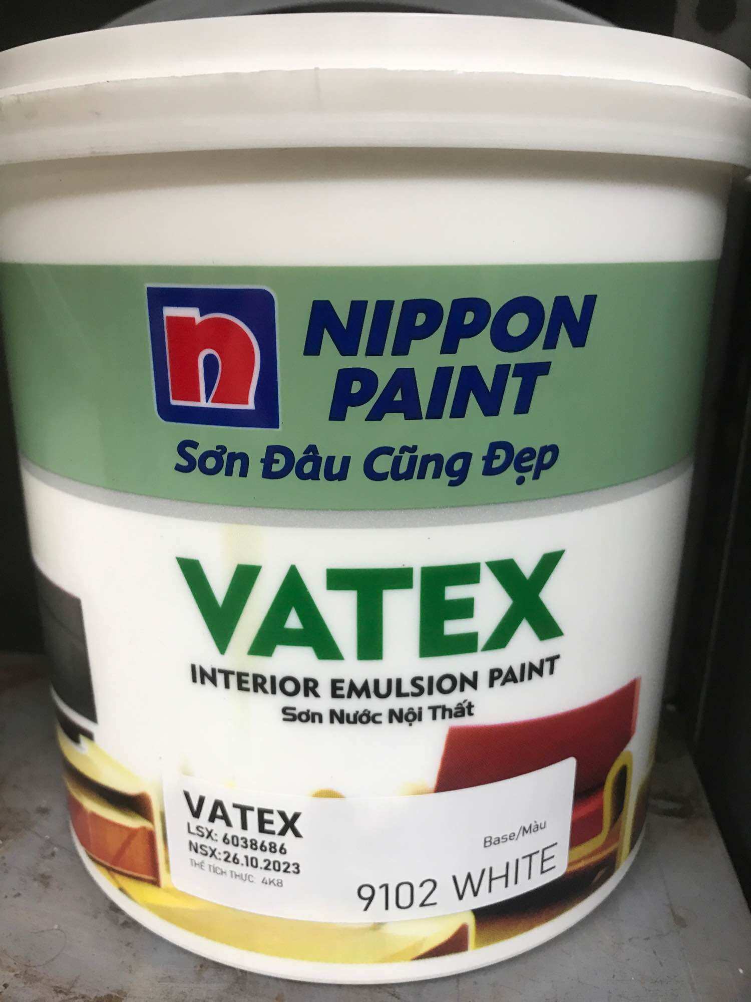 Sơn Nippon Vatex (9102/ mầu trắng / 4,8kg ) là sơn nước nước nội thất dùng để bảo vệ và trang trí tường trong nhà, giúp tiết kiệm chi phí .