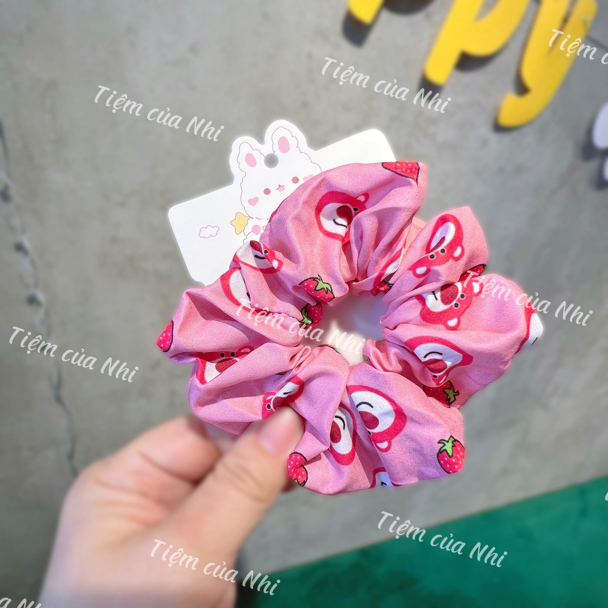 SET 3 CỘT TÓC SCRUNCHIES GẤU DÂU LOTSO