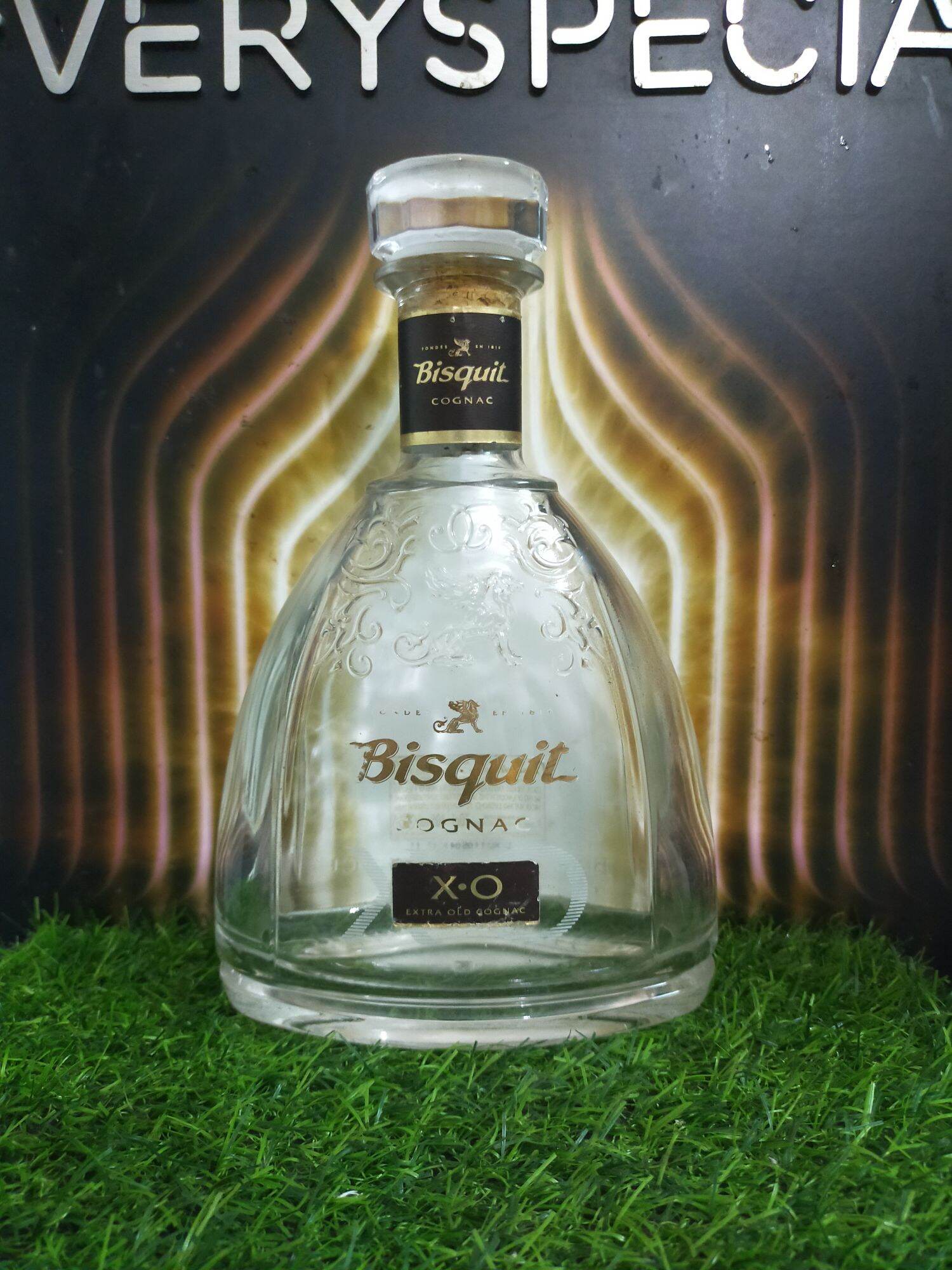 Vỏ chai rươu ngoại Bisquit XO