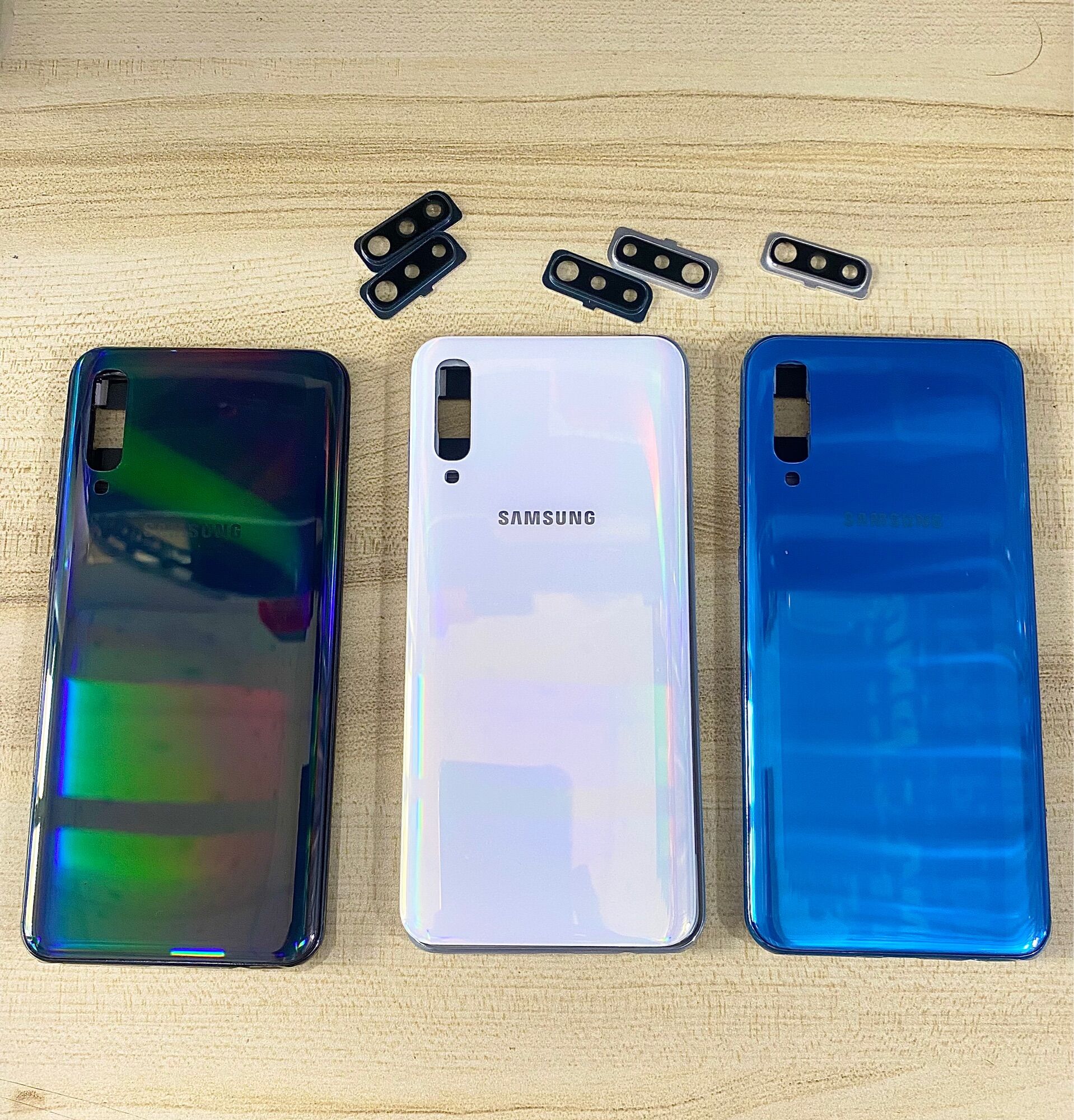 Bộ vỏ + sườn samsung a50 zin hàng cao cấp