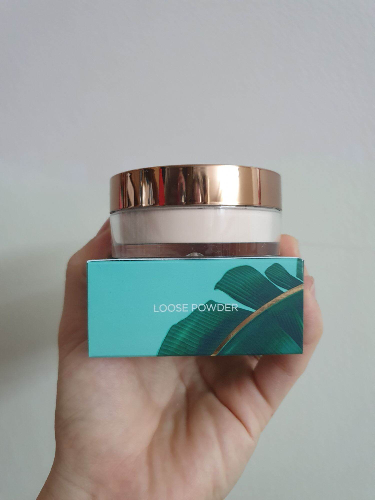 Phấn phủ bột Kiko hữu cơ bản giới hạn