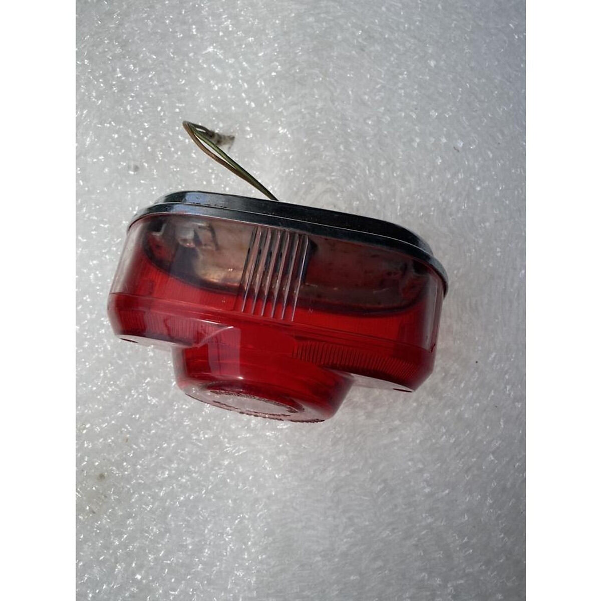 đèn hậu xe 67