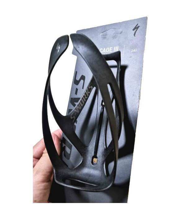 Gọng bình nước Carbon S-WORK