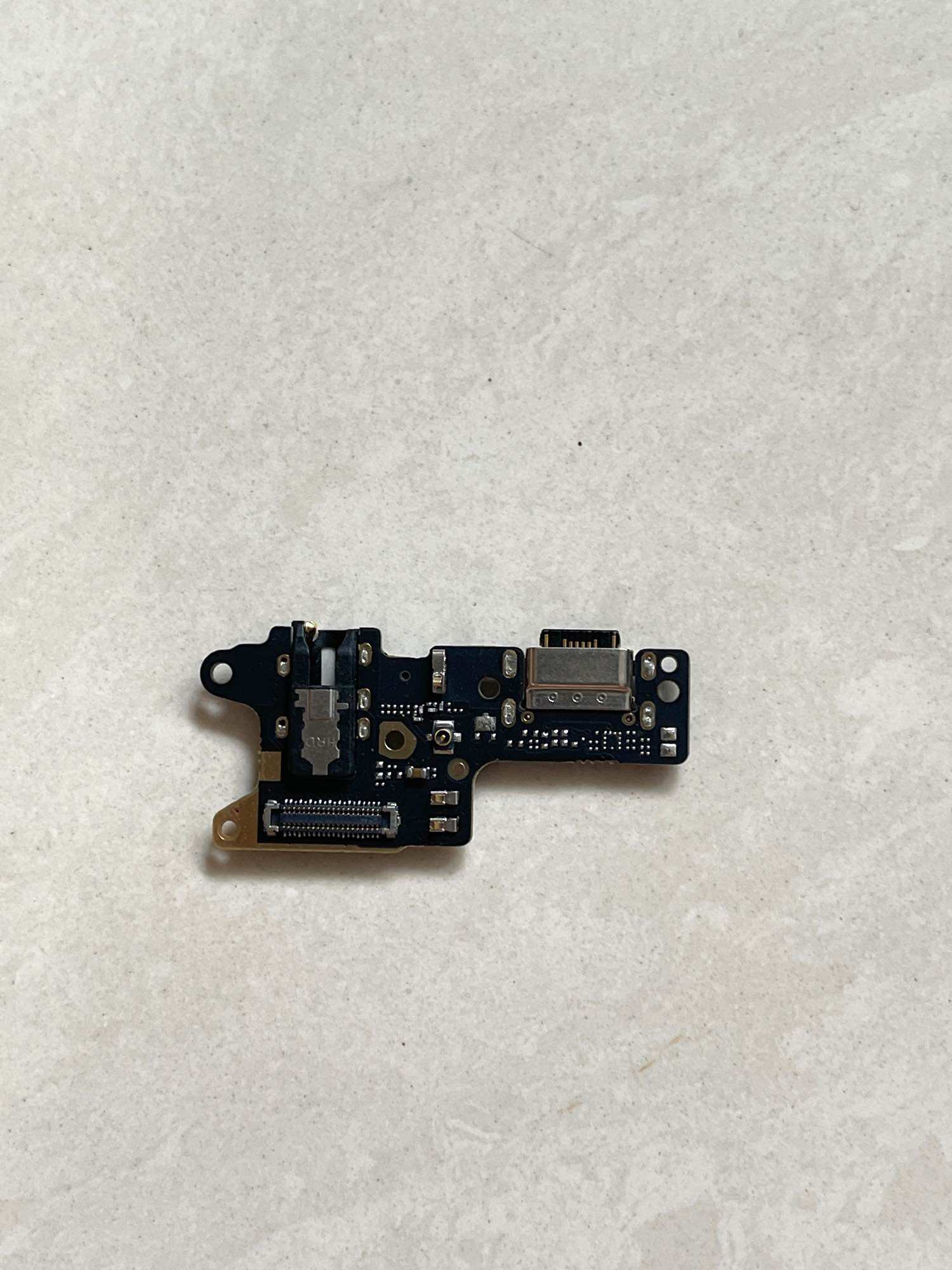 Chân sạc bộ Redmi 8