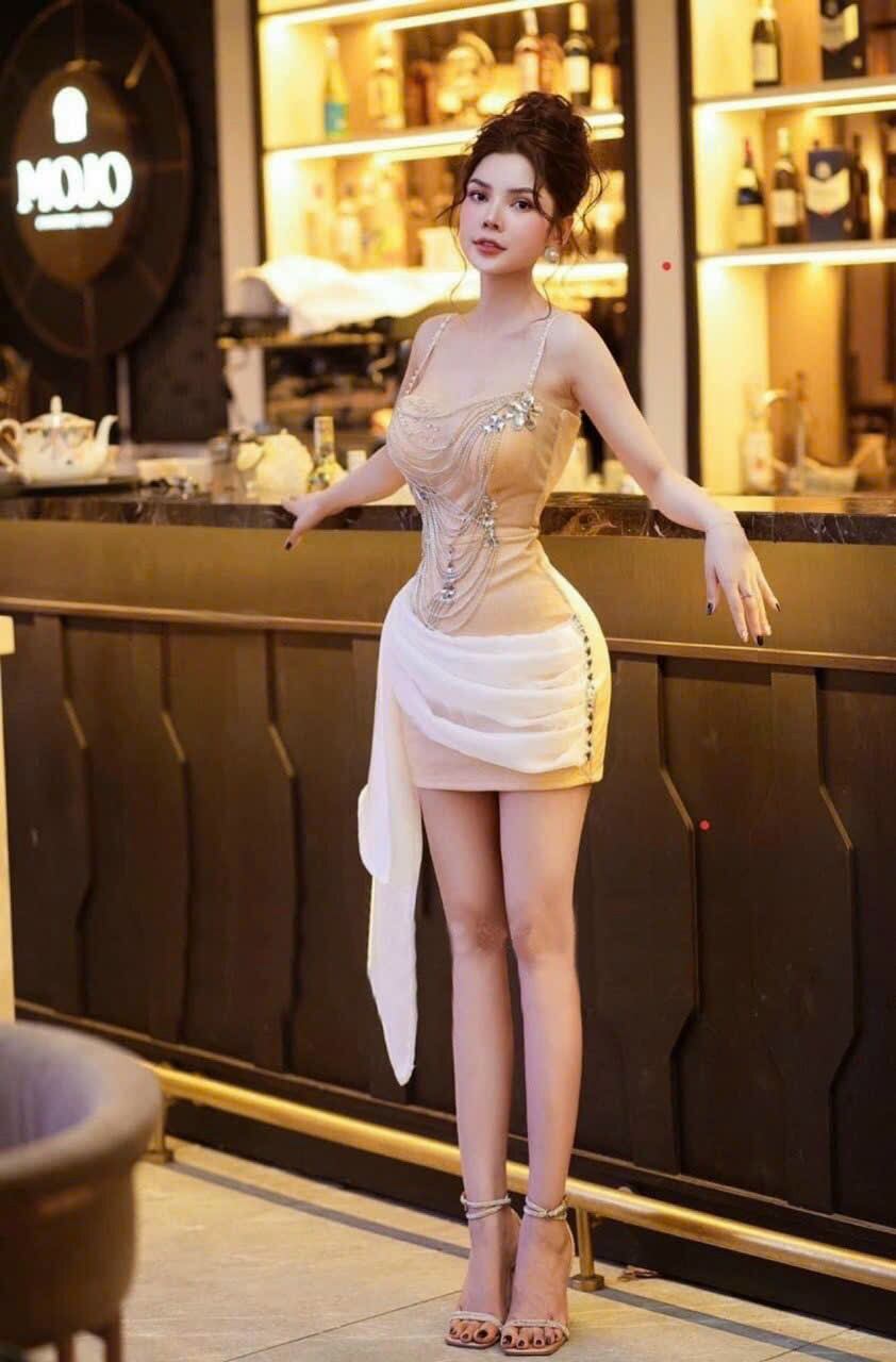 ĐẦM BODY REN MI ĐÍNH ĐÁ