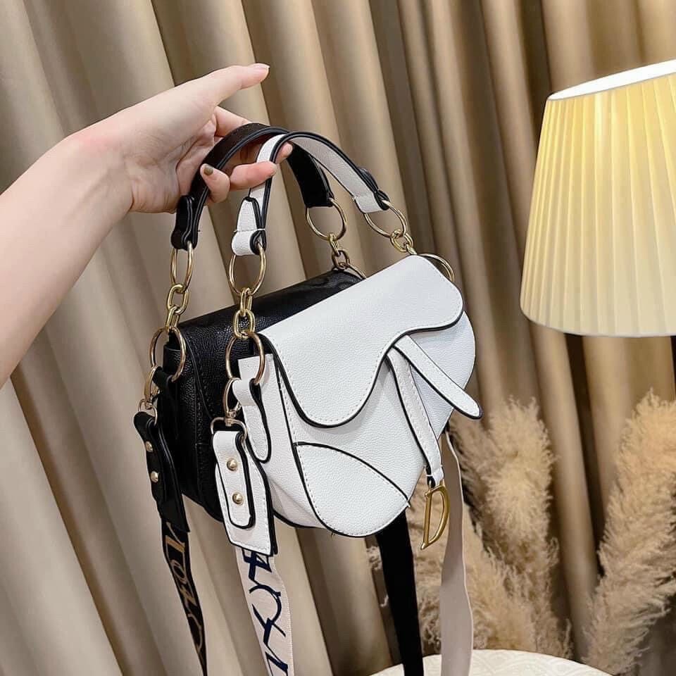 Túi đeo chéo Nữ hoạ tiết nắp nơ size 18cm