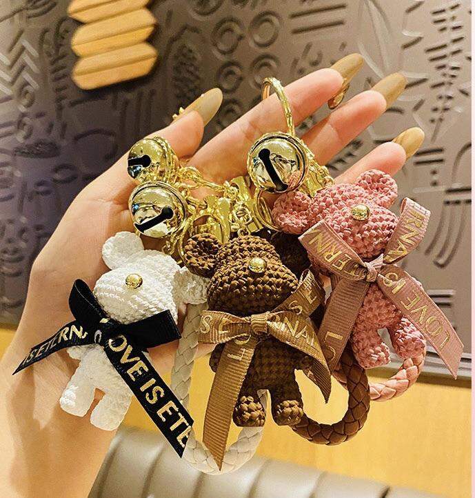 Móc khoá gấu bearbrick sang chảnh treo túi xách