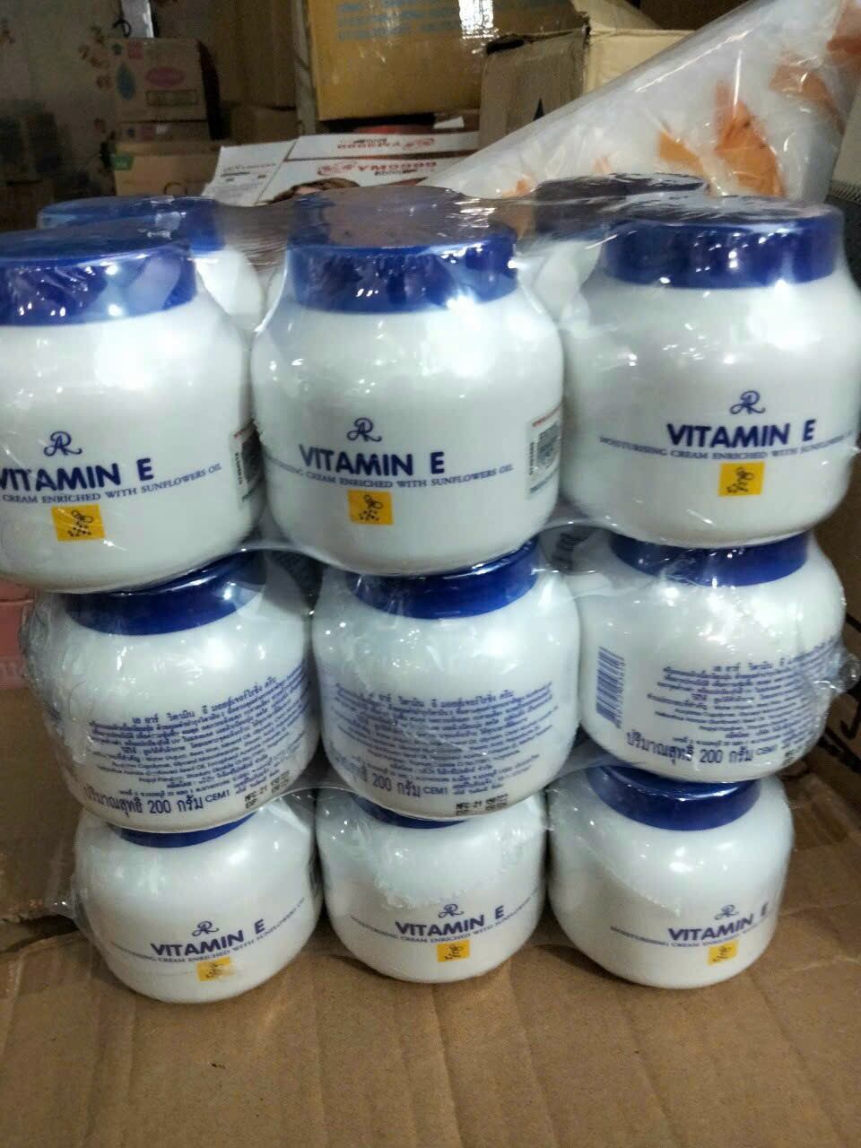 Vitamin E dưỡng ẩm thái  lan 200g