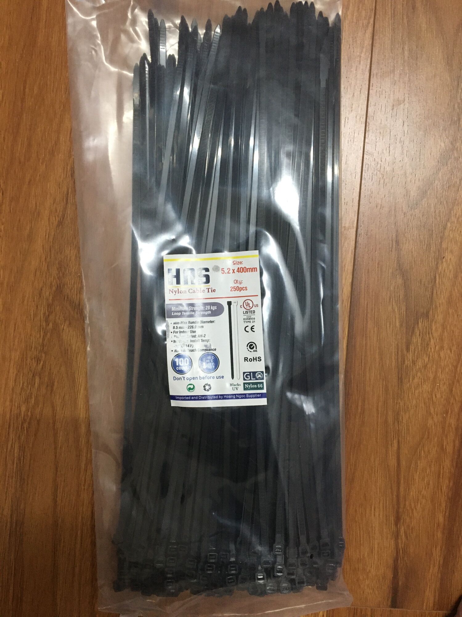 Túi 250 sợi dây rút nhựa đen 40cm (5,2x400mm)