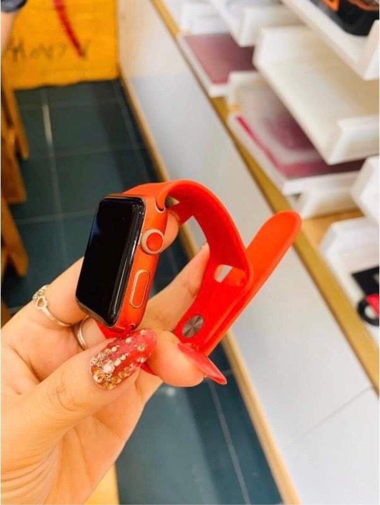 Dán skin đen bóng giả thép và nhiều màu cho iWatch series 1-2-3-4-5-6-SE-7 Che Vết Xước (Tự Dán dễ và đẹp )