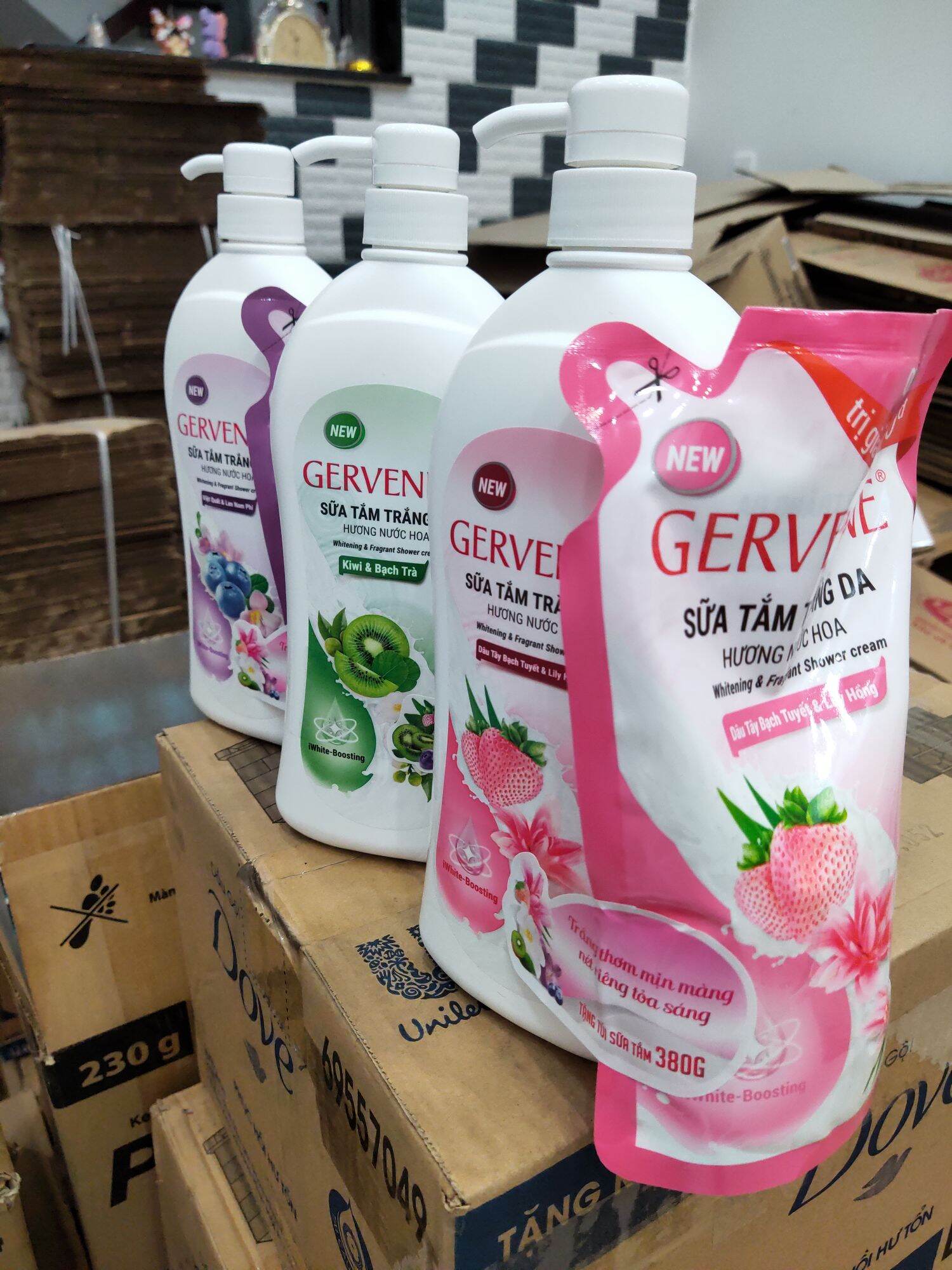 Sữa tắm  Gervenne hương nước hoa(900g tặng 450g)