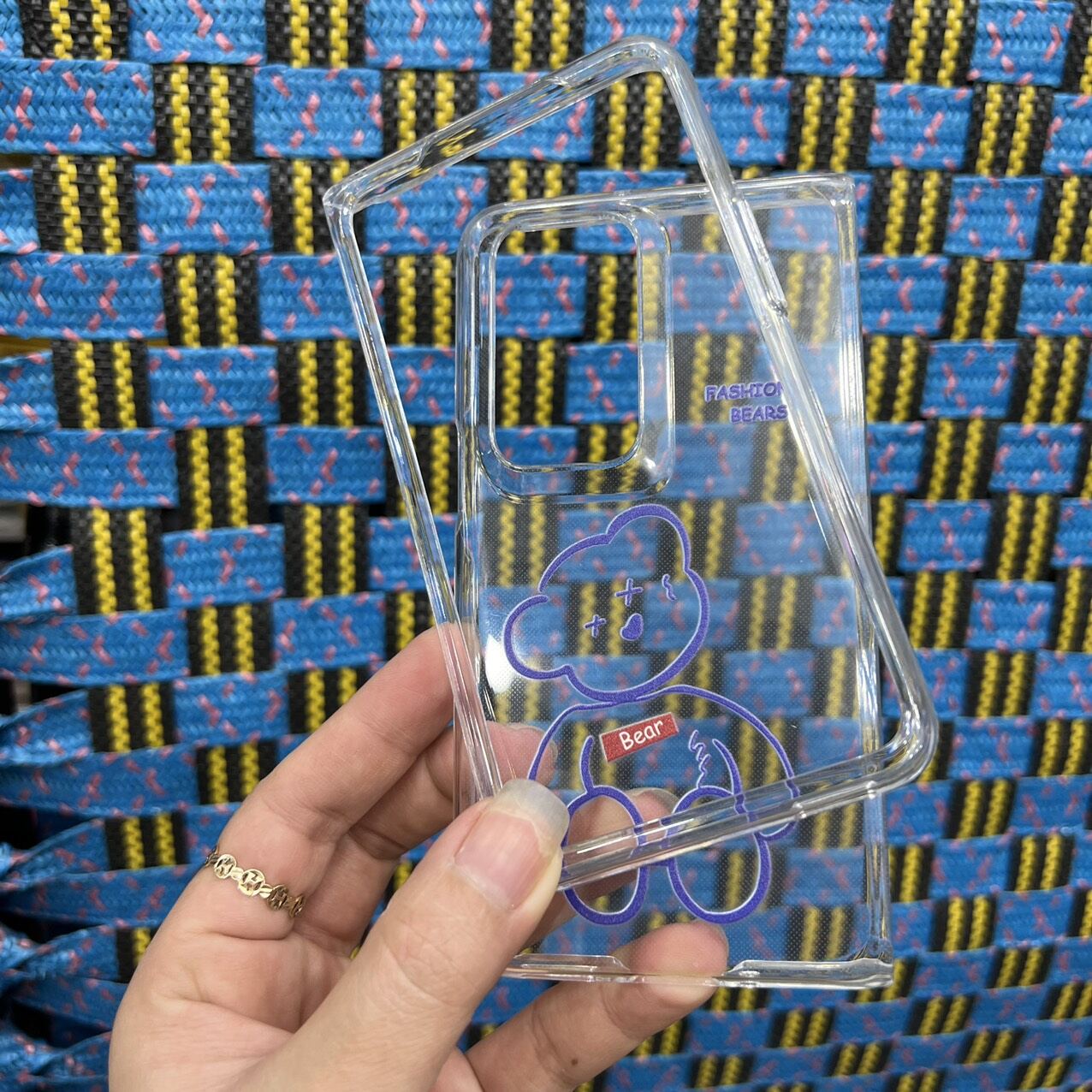 Ốp lưng Oppo find N cứng trong in hình gấu siêu dễ thương