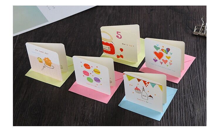 Combo 10 thiệp cầm tay mix mẫu 7*7cm