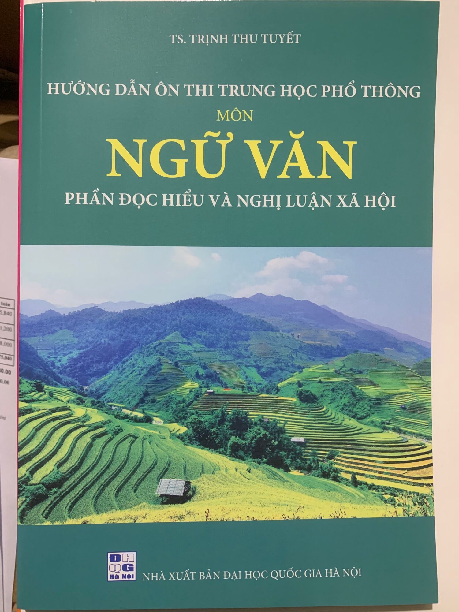Hướng dẫn ôn thi THPT môn ngữ văn phần đọc hiểu và nghị luận xă hội( tái bản lần 1 - 2023)