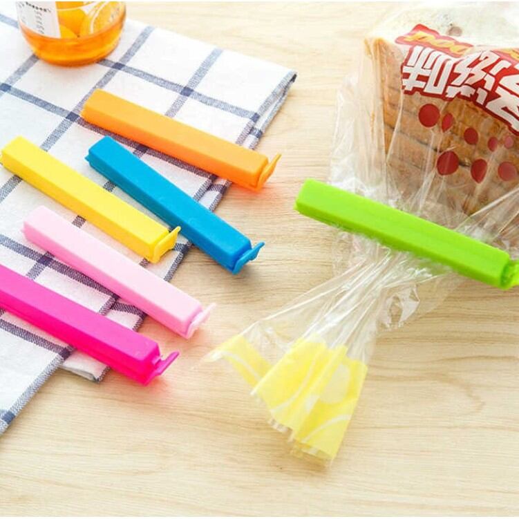 Dụng cụ kẹp miệng túi nylon