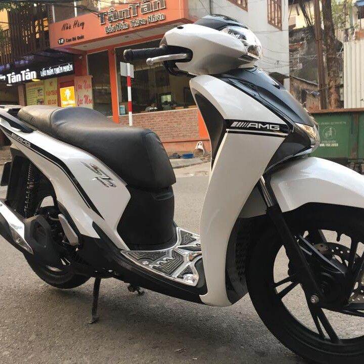 Tem chỉ sườn AMG dán cho mọi dòng xe