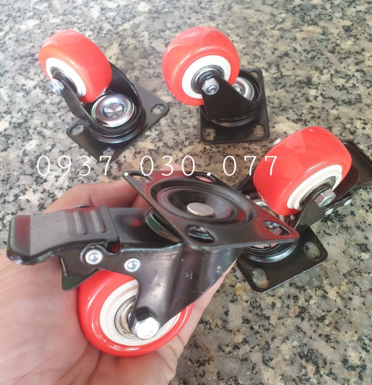 Bánh xe nhập khẩu, bánh xe loa kéo, 5 phân màu cam, bộ 4 cái, gồm 2 bánh xoay, 2 bánh khóa! Y hình chụp ! chính hãng
