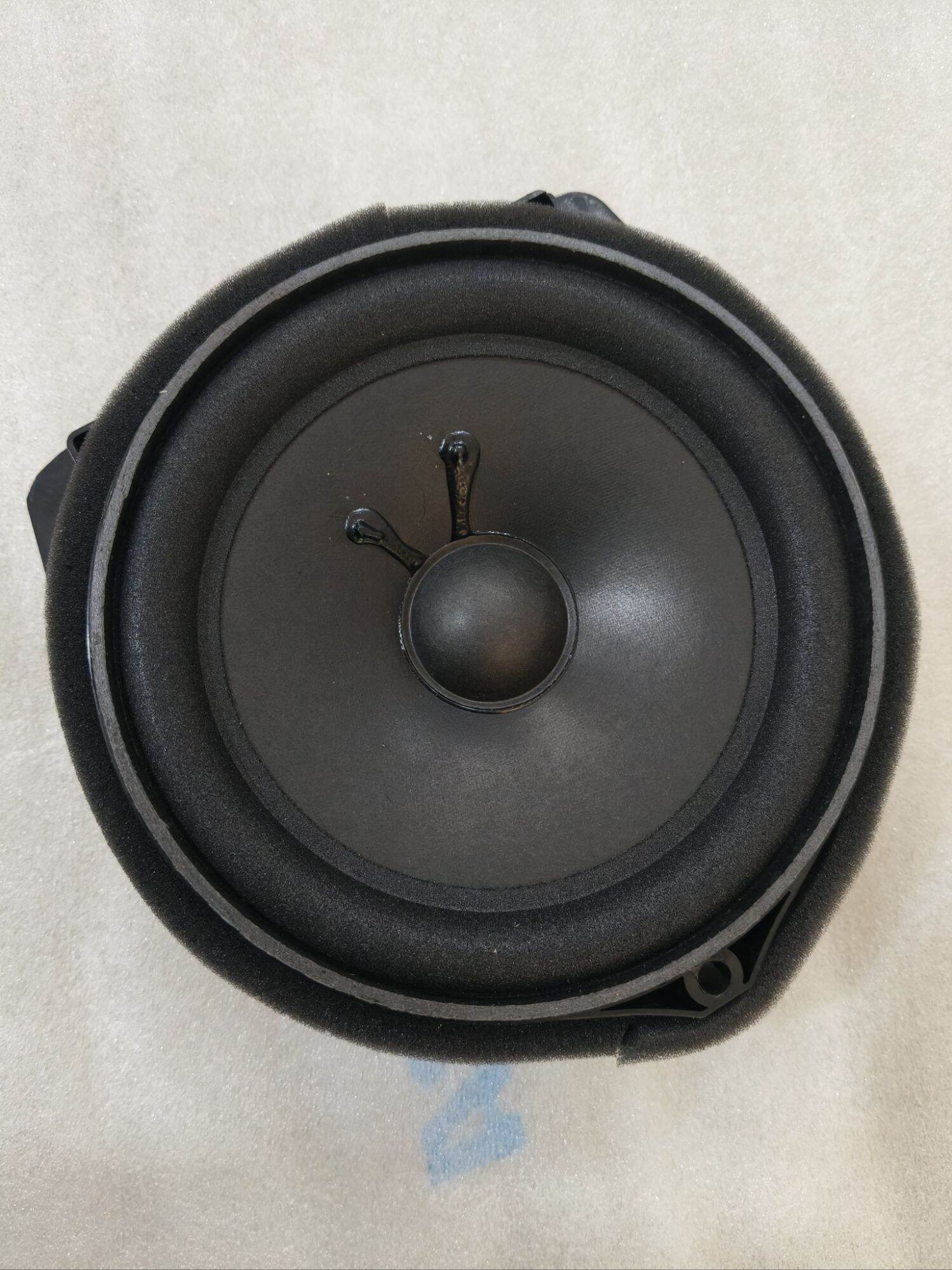 Hyundai I10 Car Door Speaker 15cm 20W 4Ohm 12V. Giá 285,000 Đồng*Miễn phí vận chuyển
