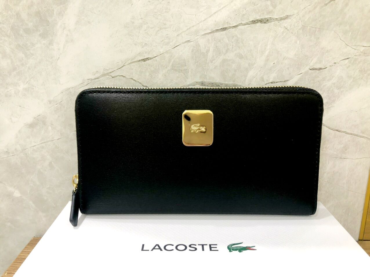 Ví Lacoste đen nữ