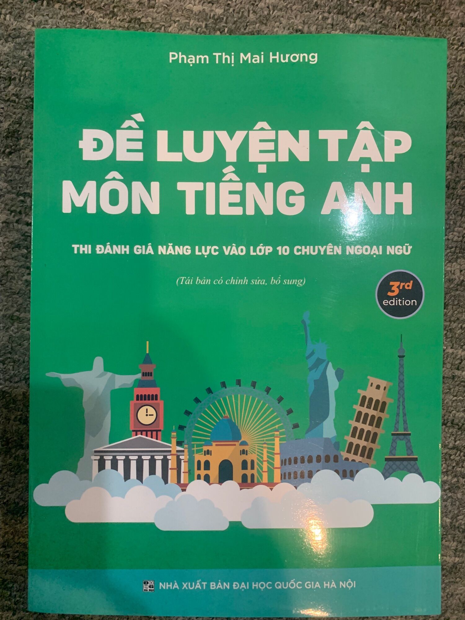 Sách - Đề luyện tập môn Tiếng Anh thi đánh giá năng lực vào lớp 10 Chuyên Ngoại Ngữ