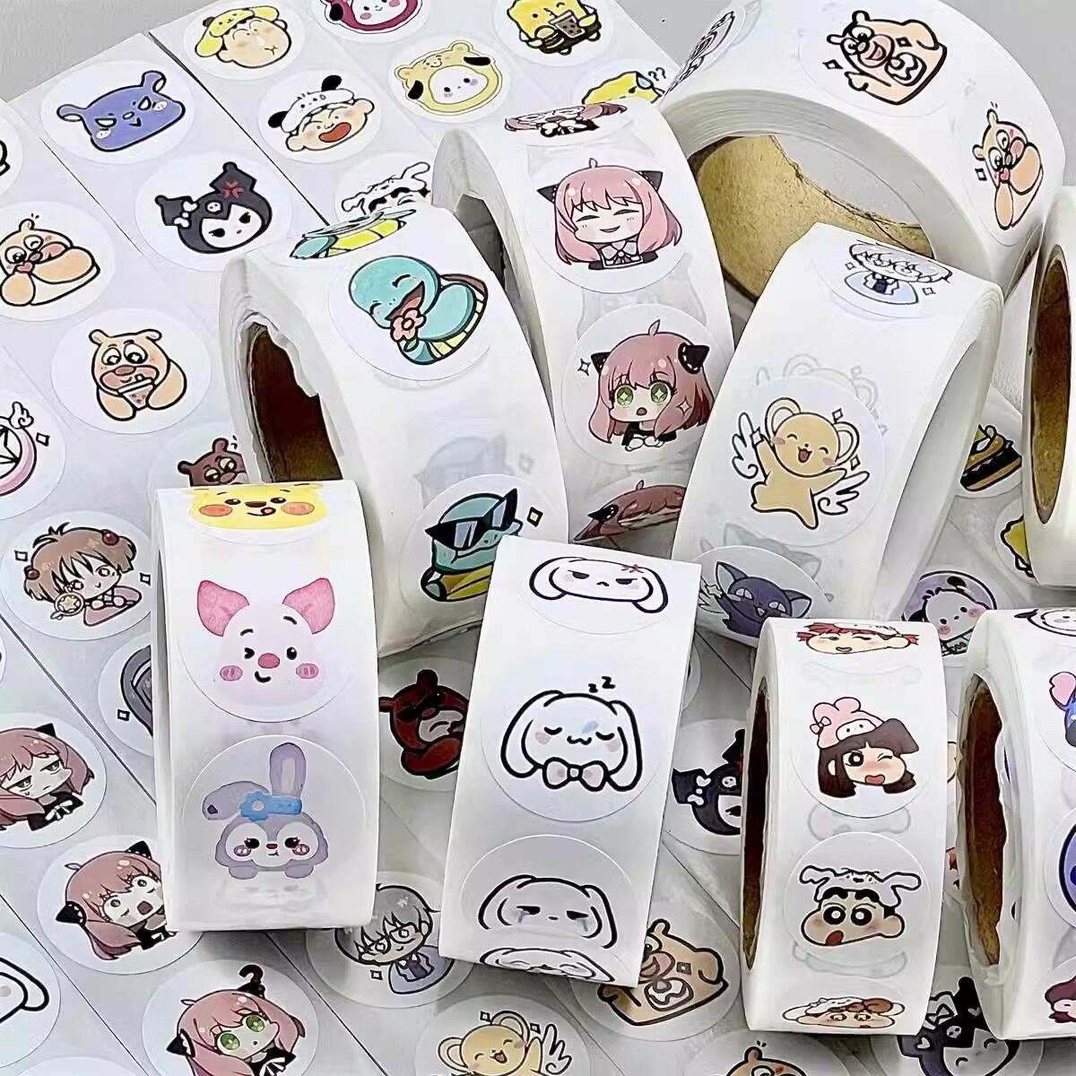 Cuộn 500 tem hình dán sticker hoạt hình 2.5cm