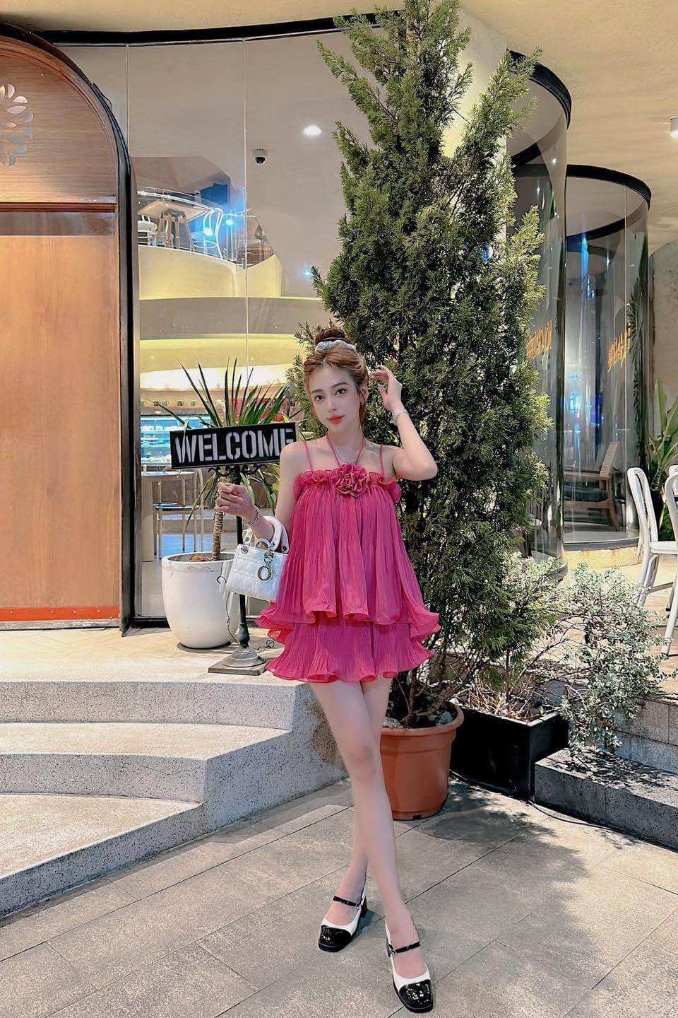 Set bộ nữ cao cấp phối hoa cổ chất vải xoè dập ly siêu quyến rũ