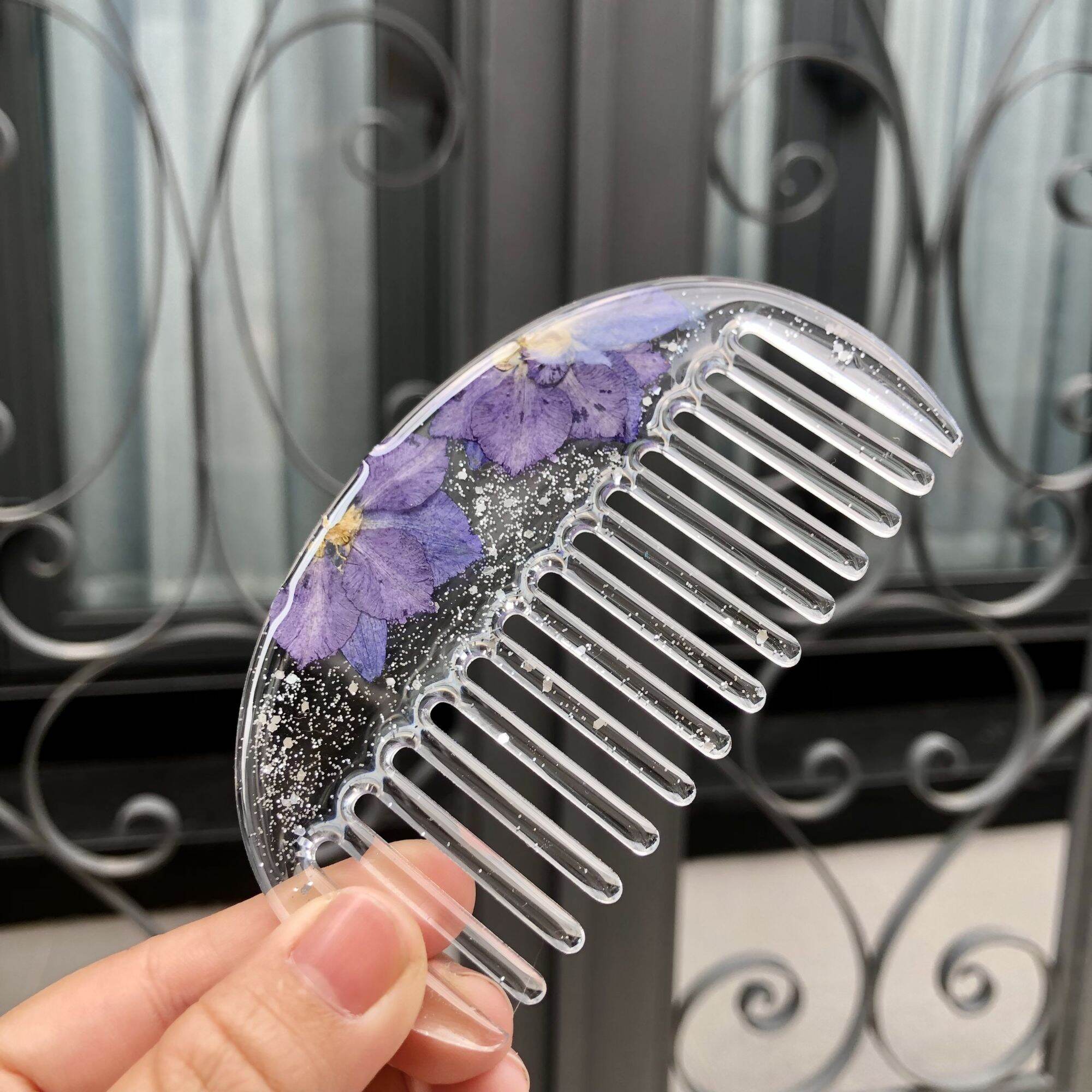 Lược handmade hoa thật -thêm tên theo yêu cầu - DIY - HCM -Xưởng quà tặng Lilande