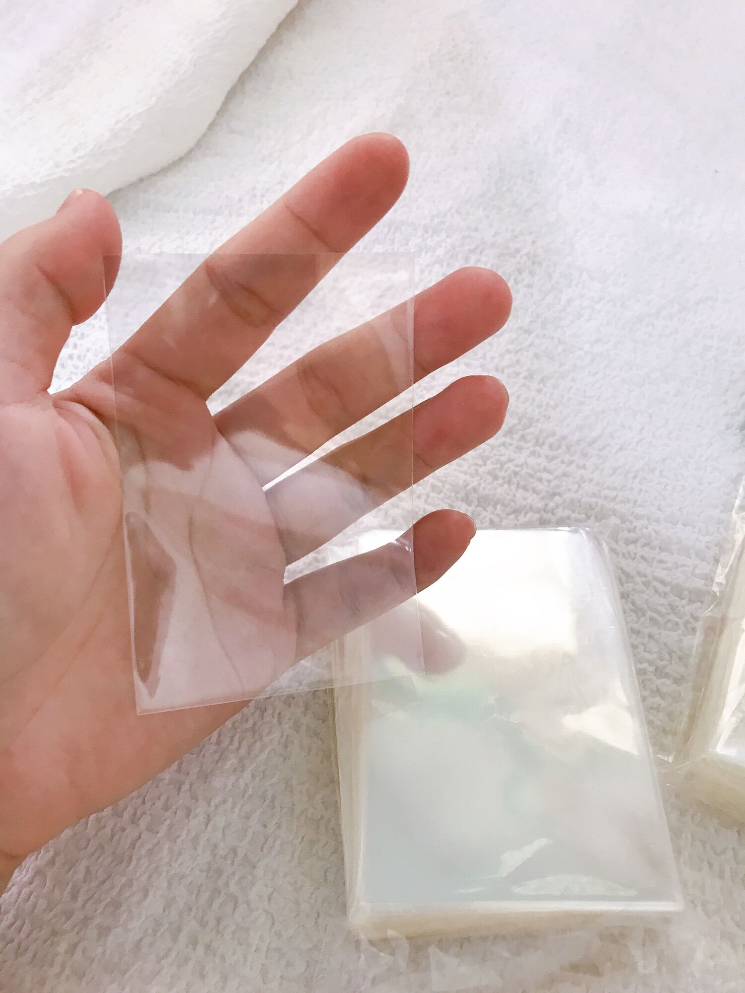 Sleeve bọc card Meet chất liệu dày dặn
