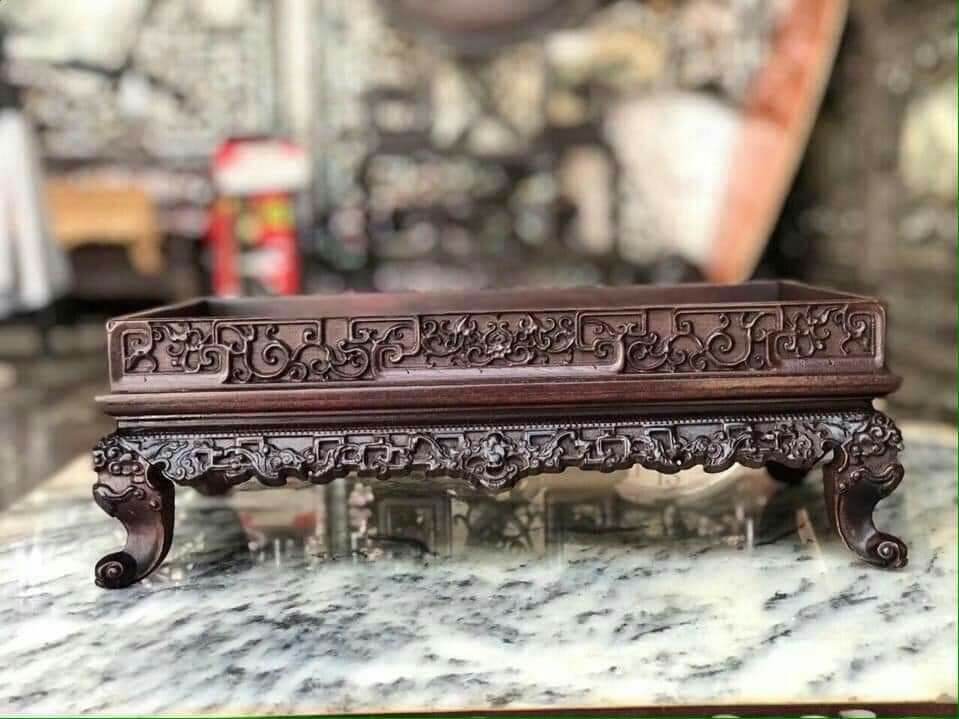 Khay trà chân quỳ gỗ gụ