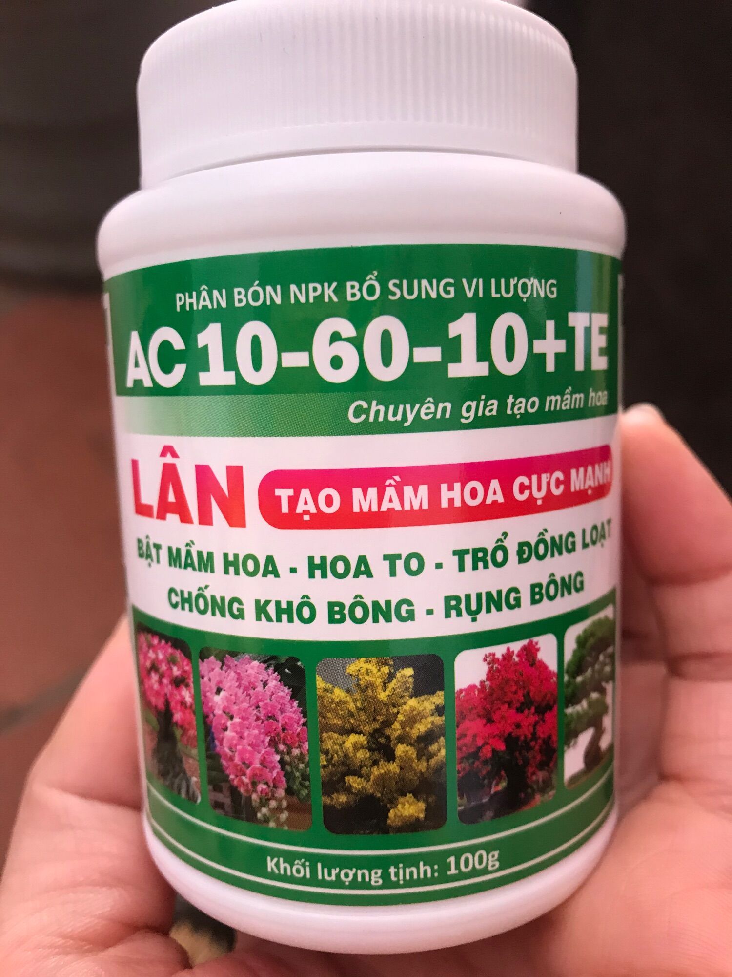 phân bón NPK bổ sung vi lượng AC 10 60 10 TE.PHÂN BÓN HỖN HỢP SIÊU LÂN XANH 10 60 10 CÓ BỔ SUNG B1, B12 ,(giao ngẫu nhiên 1 trong 2 lọ )  tạo mầm hoa cực mạnh