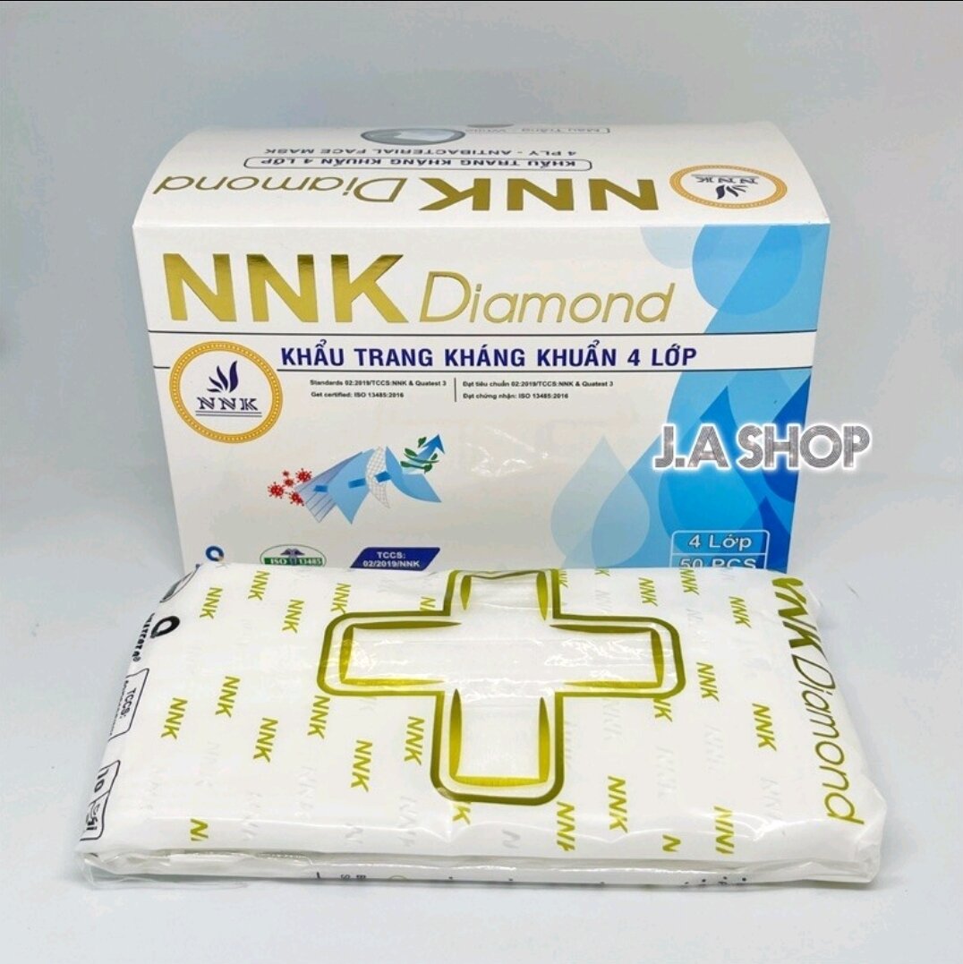 Khẩu trang y tế NNK 4 lớp có kháng khuẩn, màu trắng. Hộp 50 cái. thumbnail