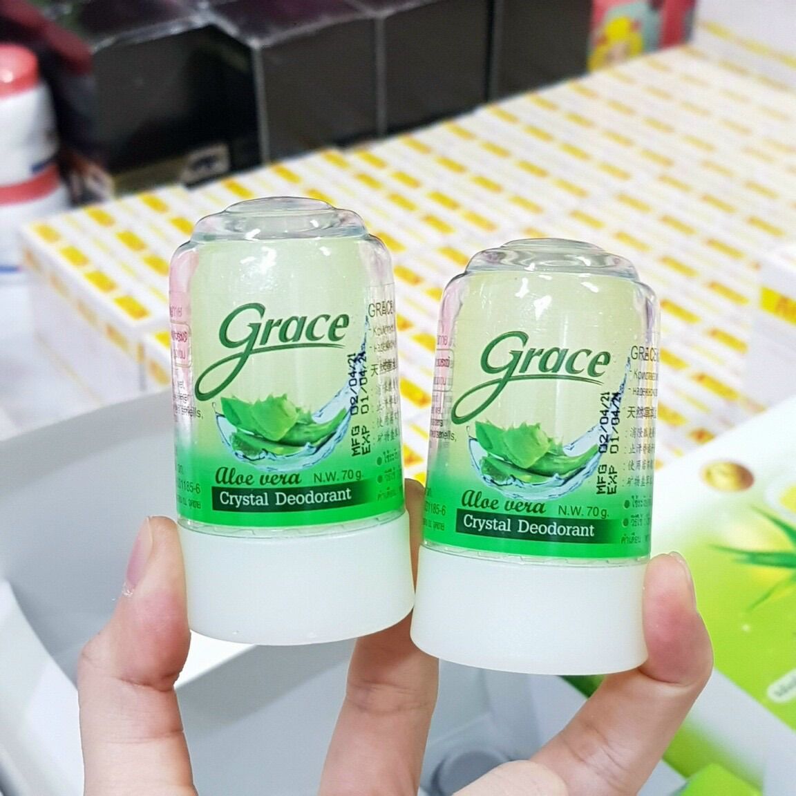 Lăn Khử Mùi Đá Khoáng Thái Lan