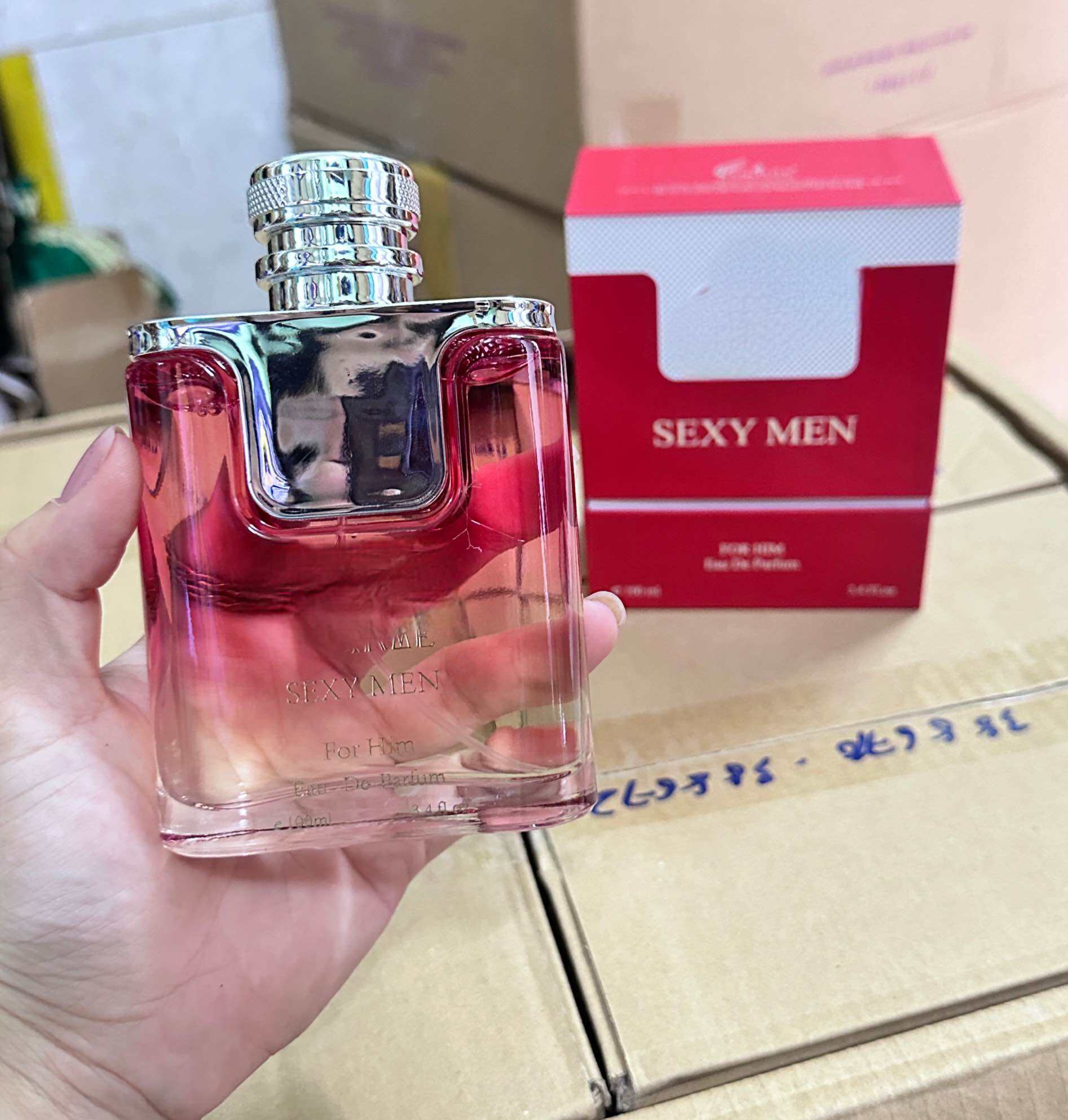 NƯỚC HOA SEXY MEN 100ML 2024 mẫu mới ( mùi 212 sexy )