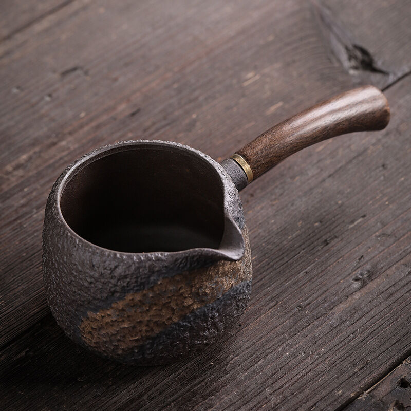 Blackwood Side Handle Fair Cup Handmade Retro Stoneware Pitcher Tea Pitcher Gilding Iron Glaze Tea Pot Fair Mug Fair Cup