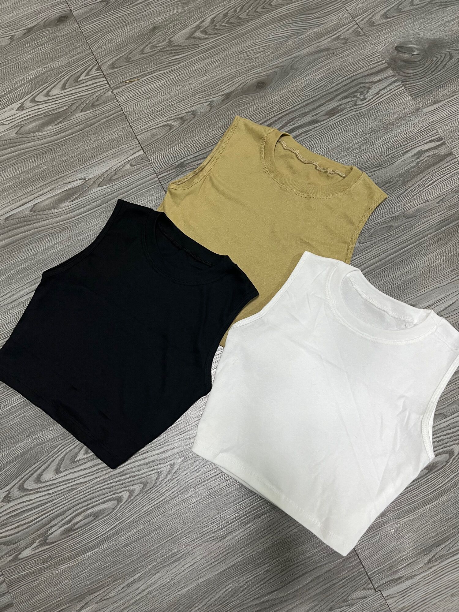 Áo ba lỗ dáng croptop kèm ảnh thật B3