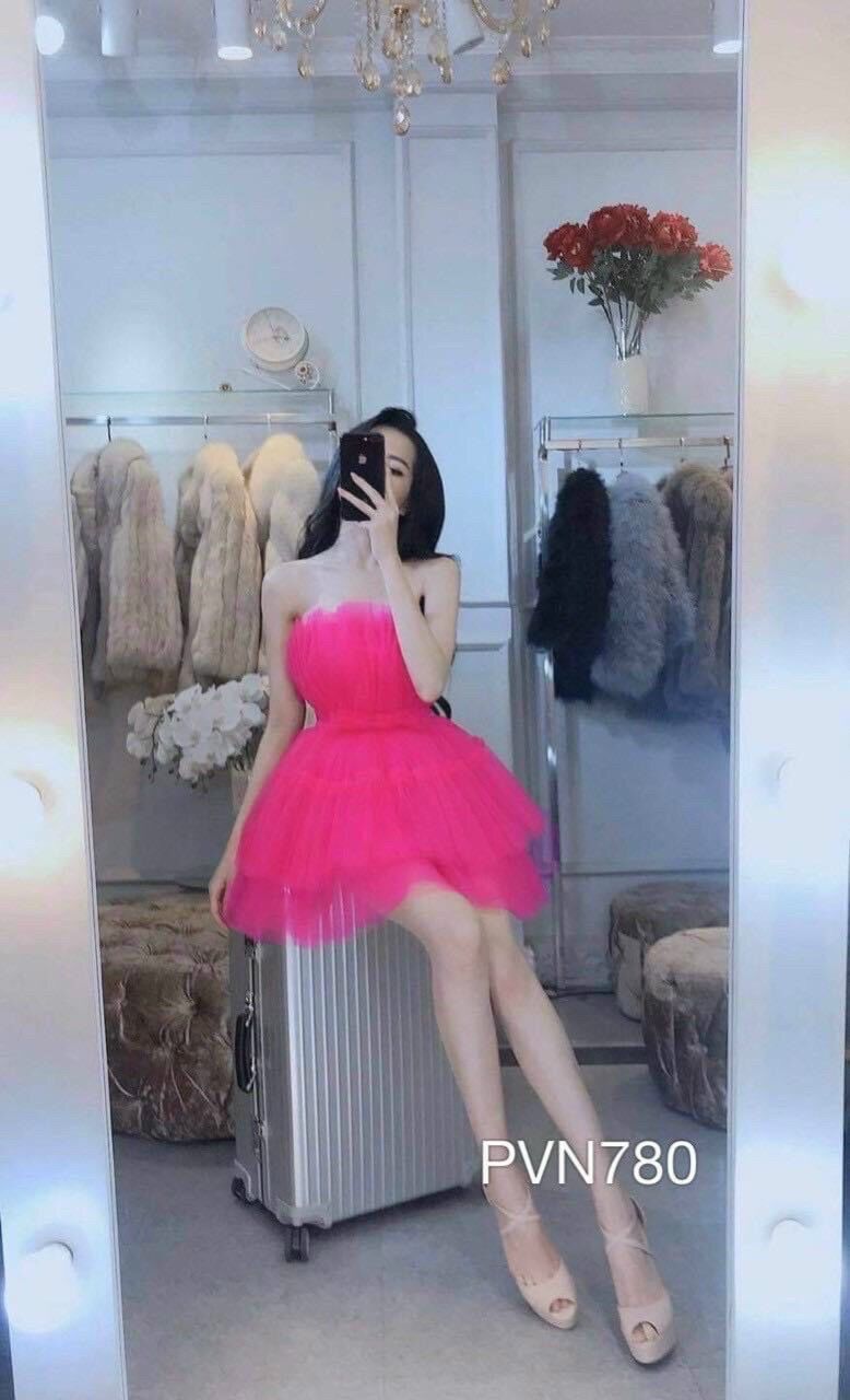 Đầm cúp lưới hồng