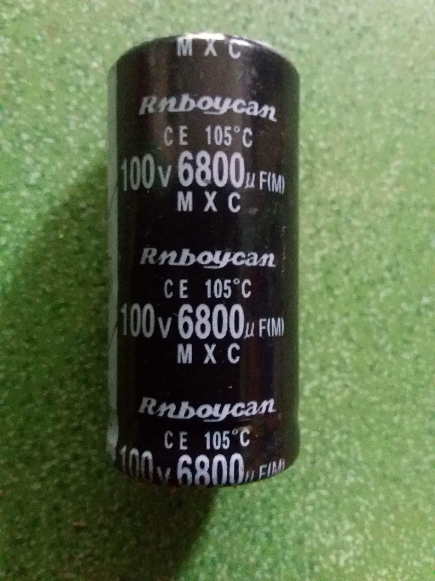 1 CHIẾC TỤ LỌC NGUỒN RUBOYCON 100V-6800UF