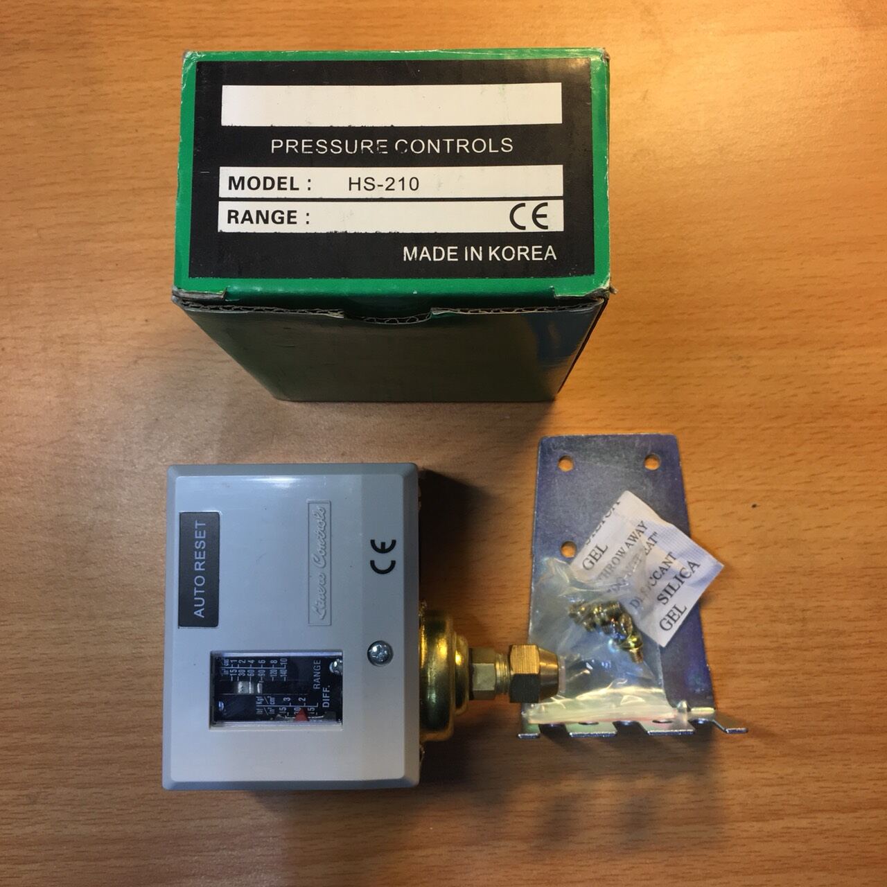 Rơ le áp suất, công tắc áp suất hs-206, hs-210, hs-230