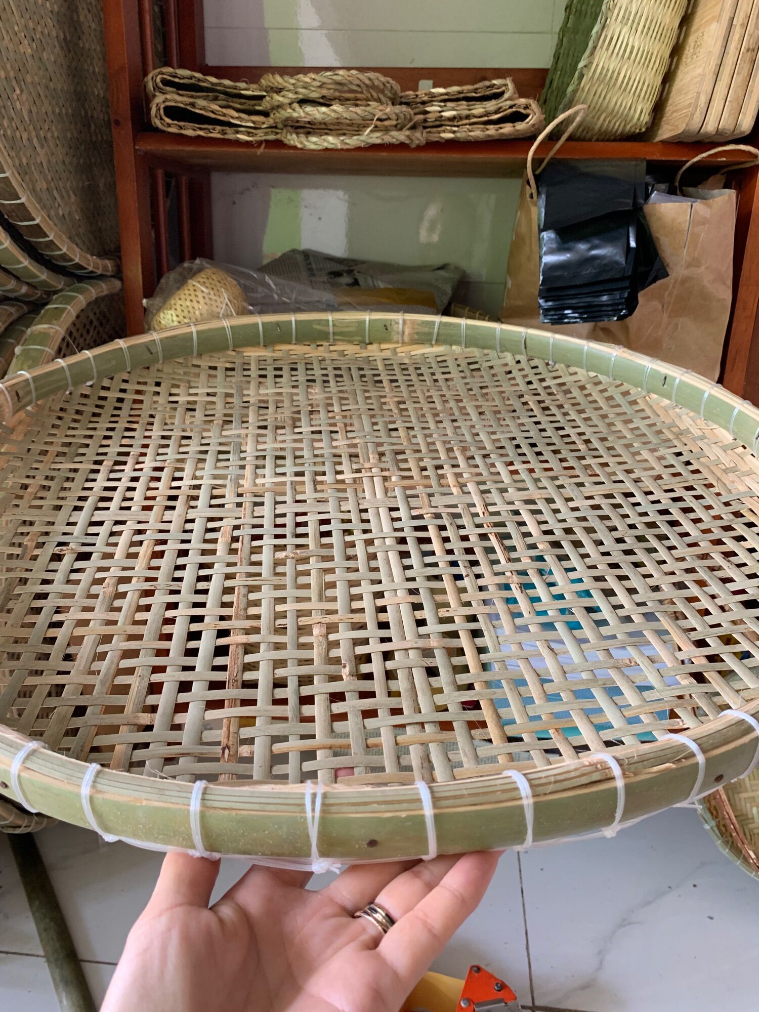 Sàng xịa cật tre