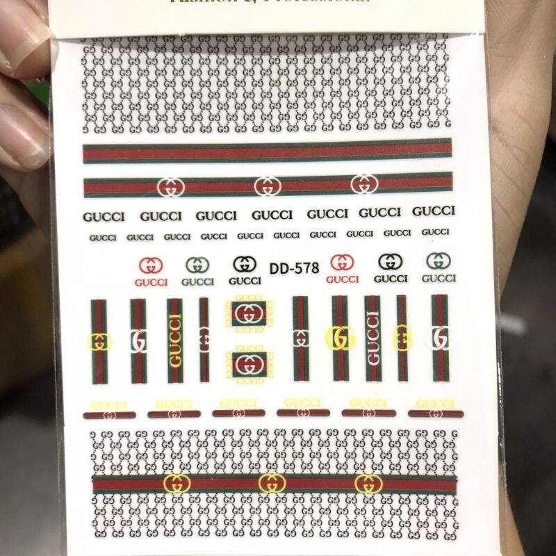 Sticker dán móng tay thương hiệu
