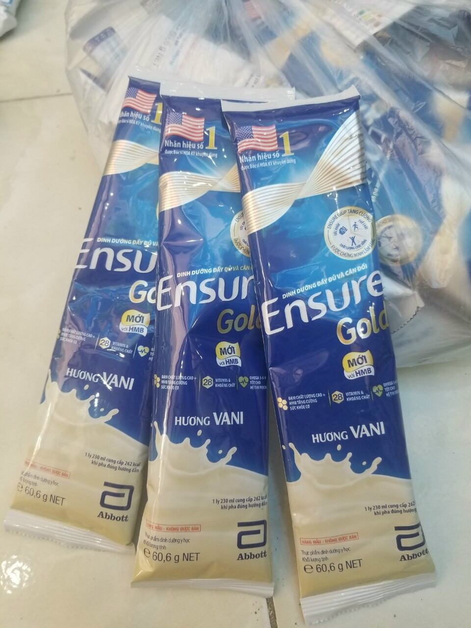 Combo 10 gói ensure vị vani.