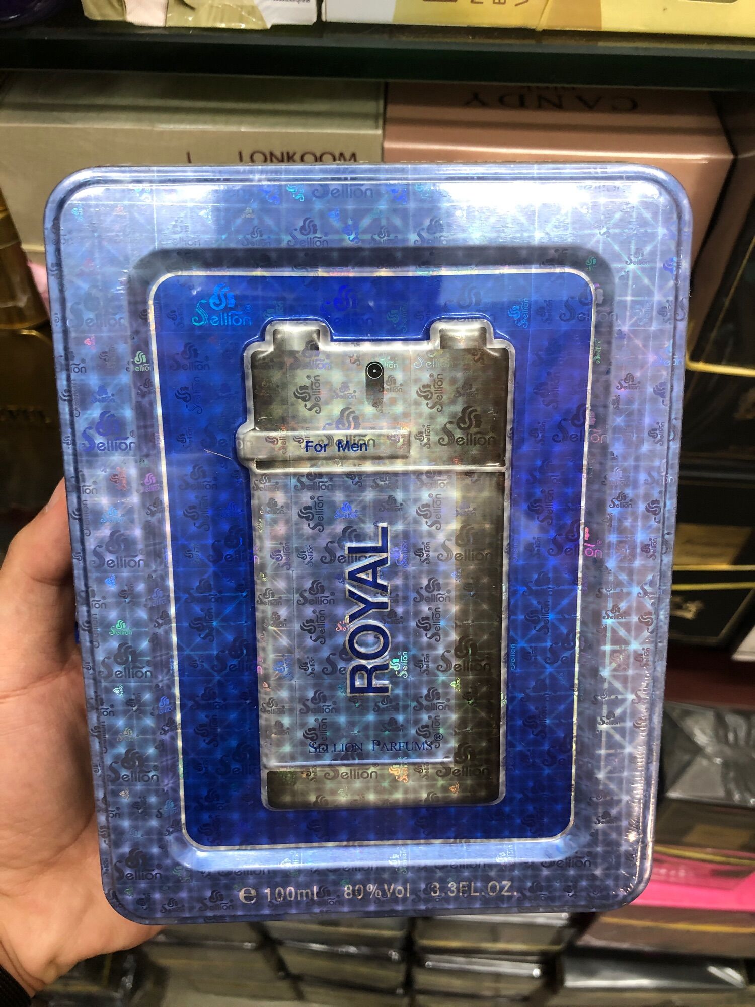 Nước hoa Royal