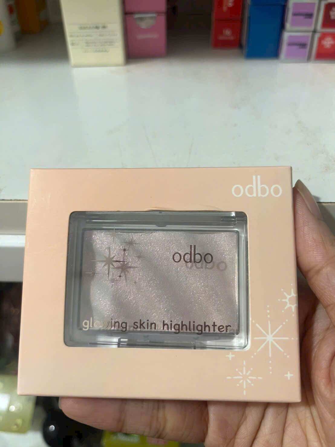 Phấn bắt sáng odbo có hộp